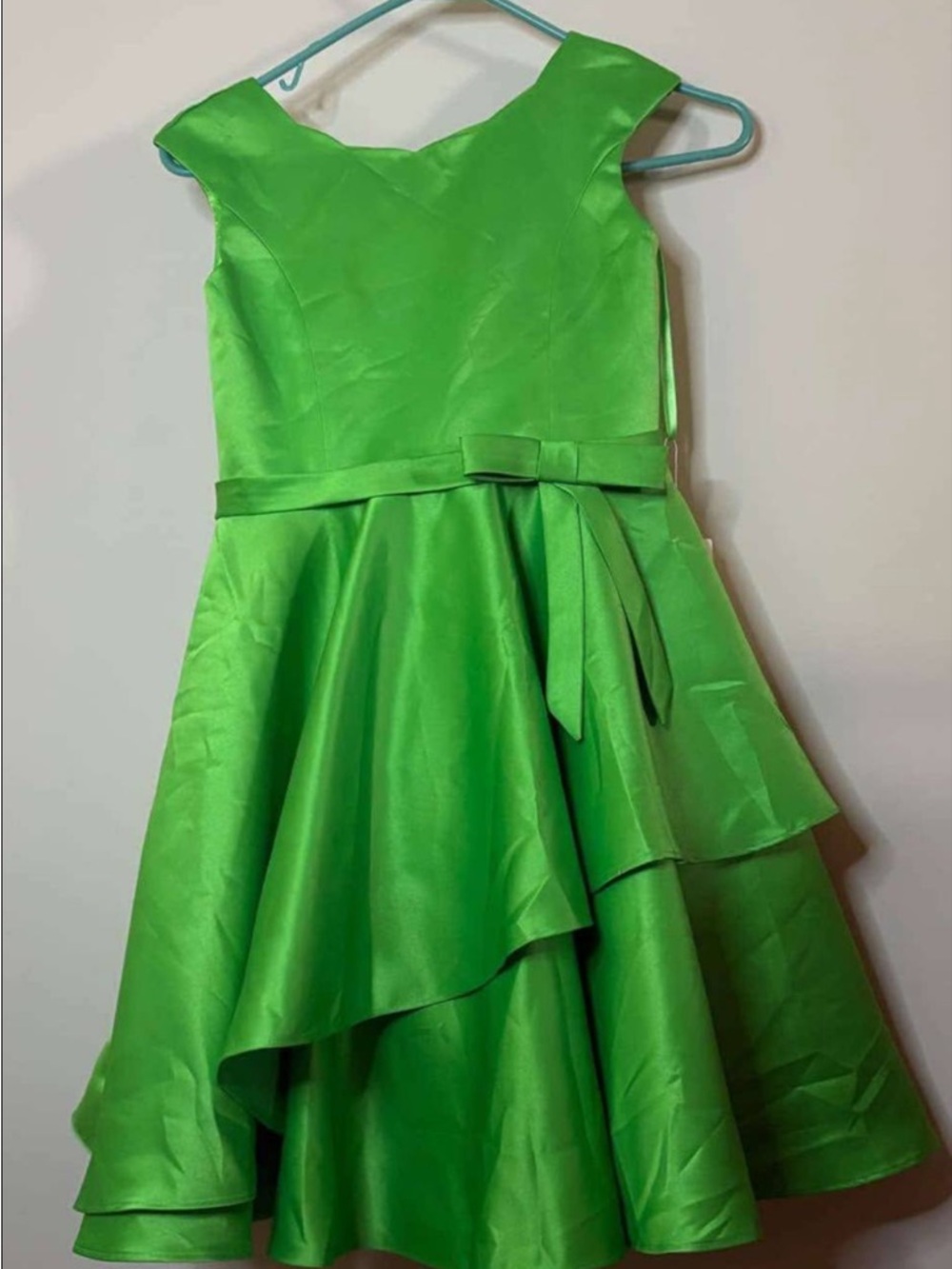 Girls' Green Layered Party Dress with Waist Bow